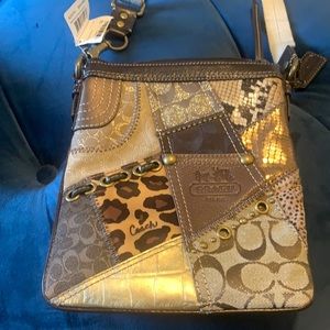 New coach cross over bag